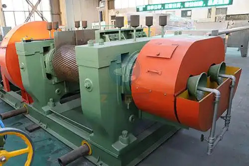 110kw συντρίβας ελαστικού για τα απόβλητα ελαστικών ανακύκλωση παραγωγής σκόνης ελαστικού με έλεγχο PLC